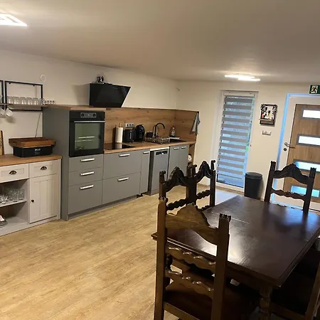 Prista Ranch Cirkulane بيت للعطل Curnovec